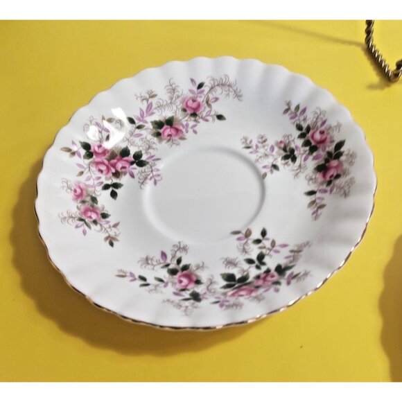 4 Sets Royal Albert Bone China Lavender Rose Tea Cup Saucer & Bread Plate 2008 - Picture 11 of 14